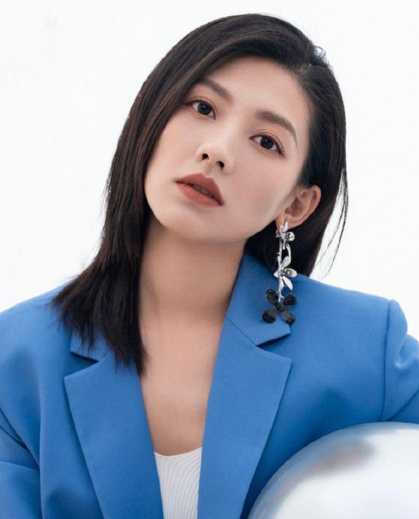 女演員馬藜與科技融合，體驗前沿科技產(chǎn)品之旅