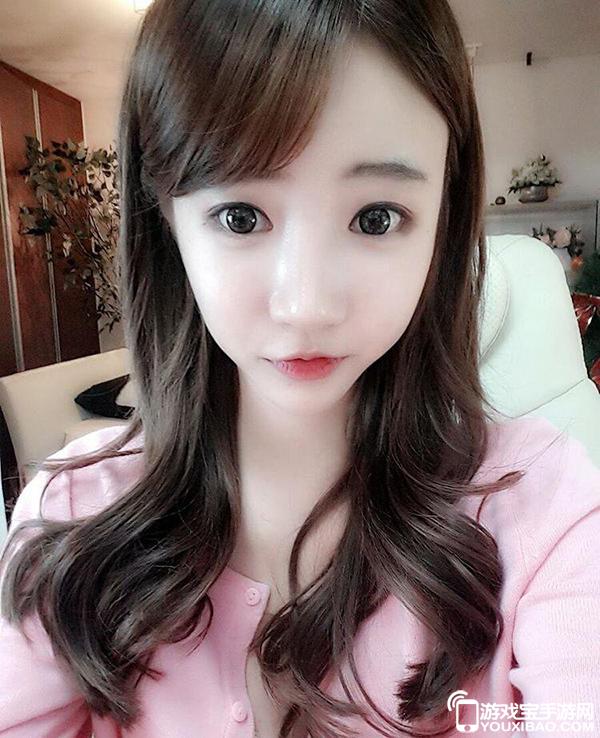 韓國女主播帶你領(lǐng)略科技與生活的完美融合，最新高科技產(chǎn)品介紹